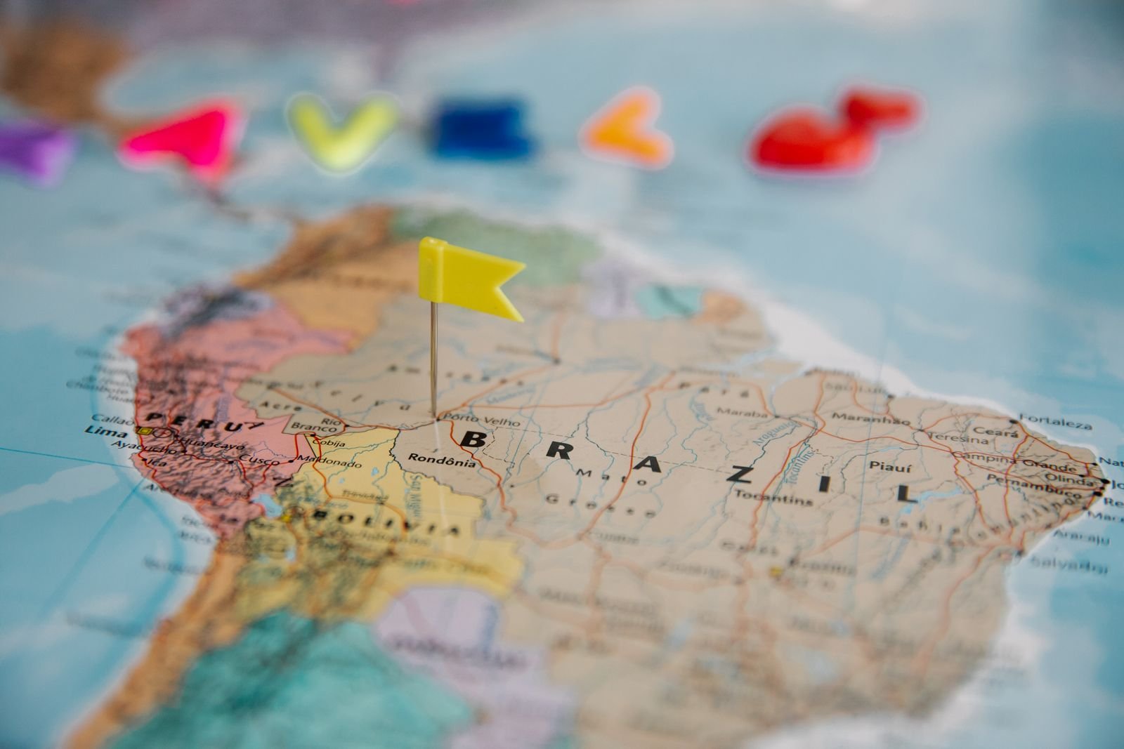 Mapa detalhado da America do Sul destacando o Brasil, usado para planejamento de road trip