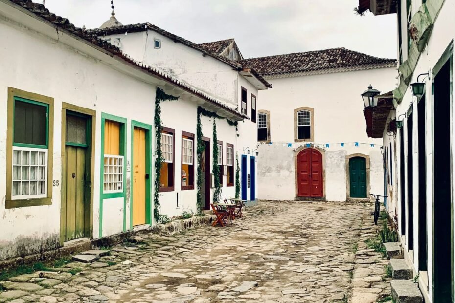 Paraty de carro pela Costa Verde, Rio de Janeiro