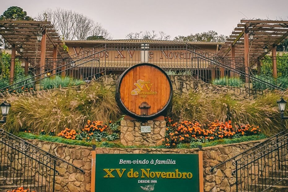 Rota do Vinho de São Roque de carro, vinícola em São Paulo